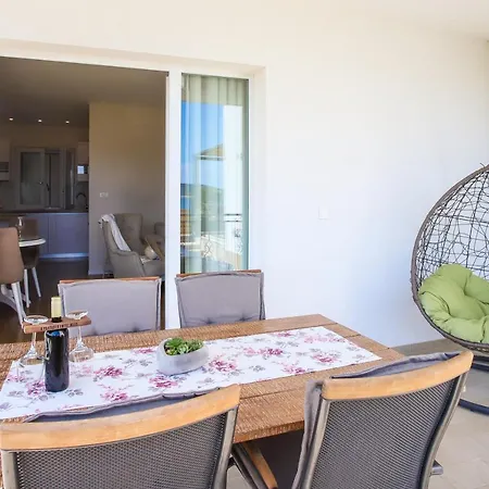 Villa 3D By The Sea With Pool And Included Breakfast Kastela Exterior photo