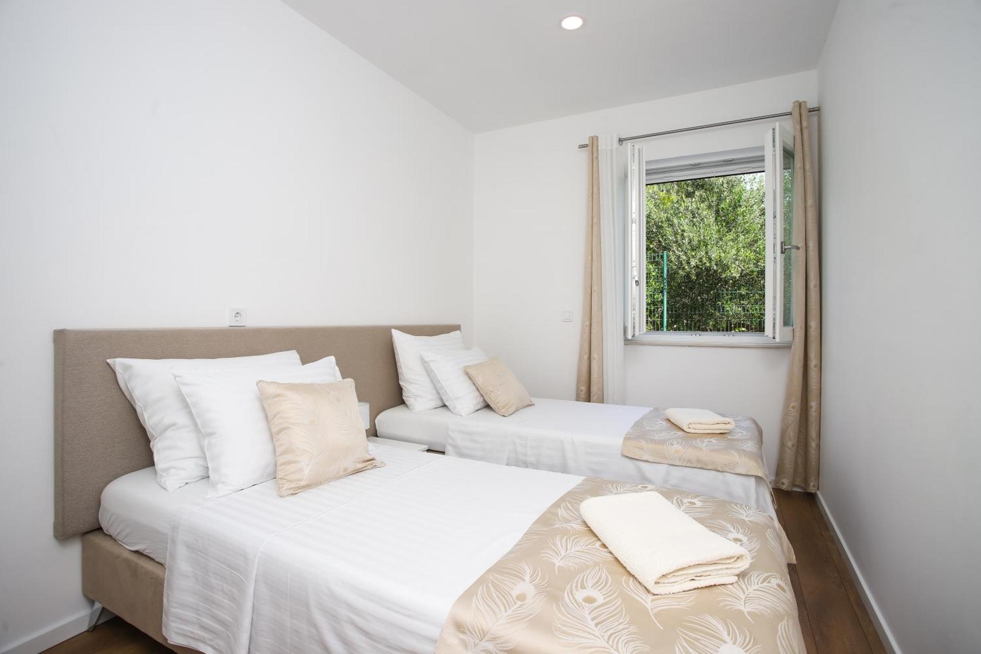 3d By The Sea With Pool And Included Breakfast Apartmán *