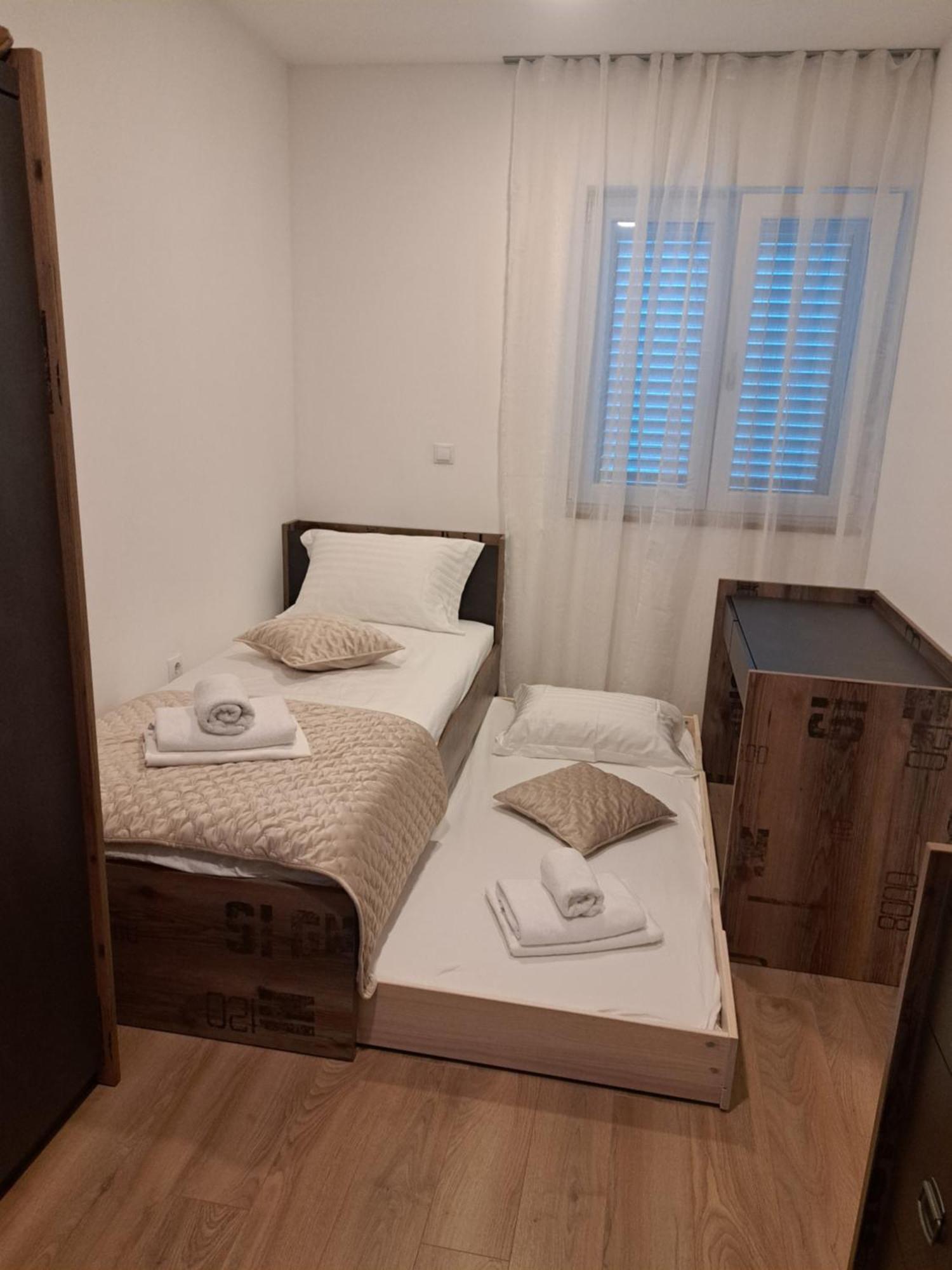 Apartmán 3d By The Sea With Pool And Included Breakfast *